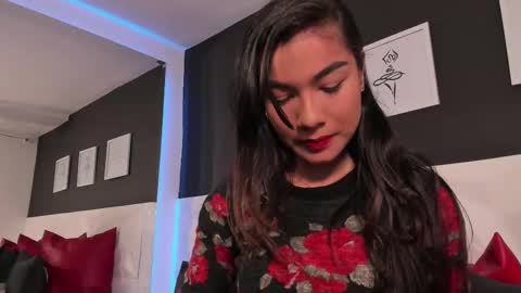 Scarlet online show from September 27, 2025, 12:10 pm