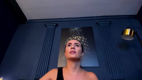 Scarlet Edwars online show from February 12, 2025, 7:24 pm