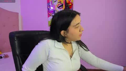 Snapshot of scarlet_hans chatting on June 18, 2026, 11:58 am scarlet_hans online show from June 18, 2026, 11:58 am