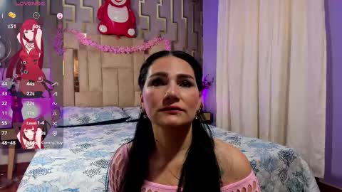 Snapshot of scarlet_hit chatting on February 19, 2025, 4:34 am scarlet_hit online show from February 19, 2025, 4:34 am