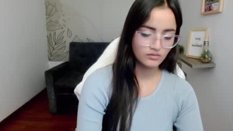 Scarlet  online show from February 24, 2025, 7:52 pm