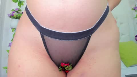 Isa online show from February 5, 2025, 1:54 pm