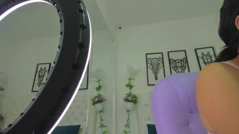 Isa online show from February 15, 2025, 11:06 am