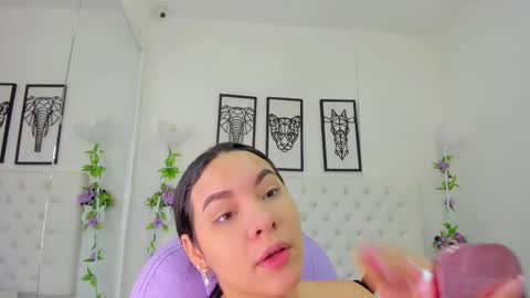 Isa online show from February 18, 2025, 11:11 am