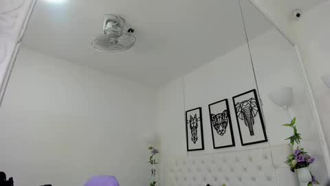 Isa online show from February 21, 2025, 11:01 am