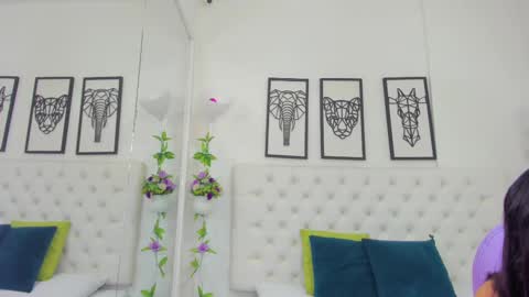 Isa online show from February 28, 2025, 10:30 am