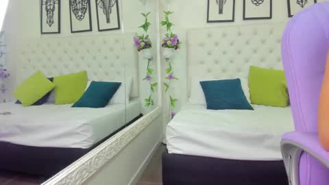 Isa online show from March 8, 2025, 11:05 am