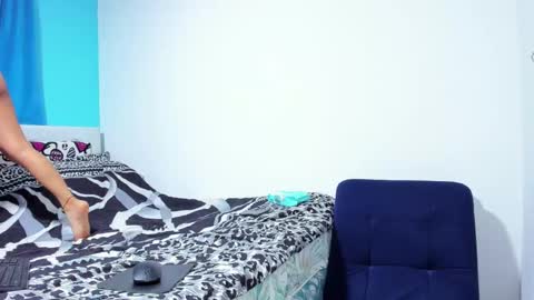 ScarletandRyan28 online show from February 22, 2025, 10:07 am