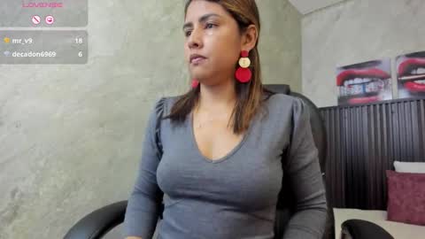 Scarlet online show from November 27, 2025, 1:57 pm