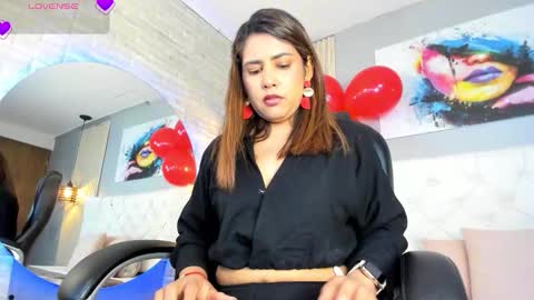 Scarlet online show from December 1, 2025, 7:08 pm