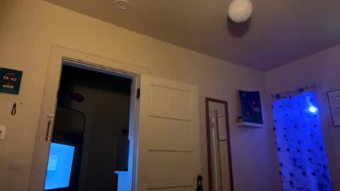 scarletbean online show from February 27, 2025, 12:02 pm