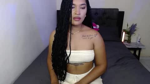 Scarlet Fox online show from September 30, 2025, 9:20 pm