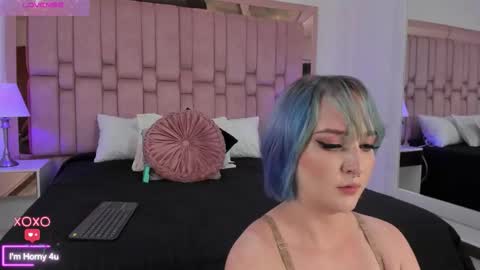 Scarlet online show from November 24, 2025, 8:19 pm