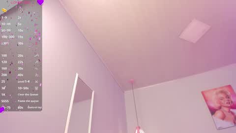 Scarlet  online show from February 28, 2025, 5:26 am