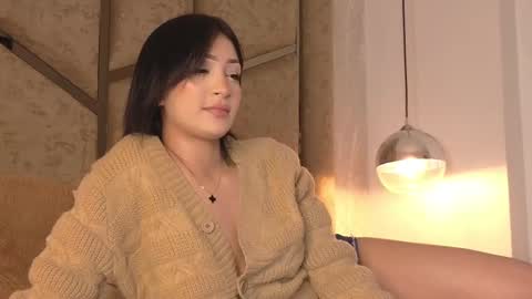 Snapshot of scarleth_lux_ chatting on September 15, 2025, 3:39 am Scarleth  online show from September 15, 2025, 3:39 am