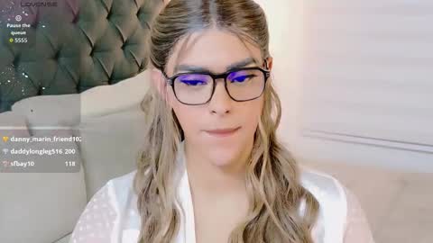 scarleth_sweety online show from February 13, 2026, 1:23 am