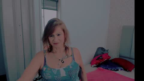 S C A R L E T online show from January 17, 2025, 3:43 pm