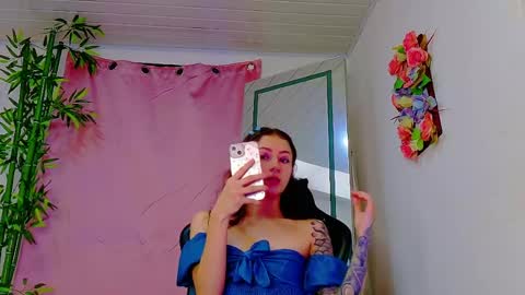 Snapshot of scarletjonesx chatting on May 16, 2026, 7:45 pm Denis online show from May 16, 2026, 7:45 pm