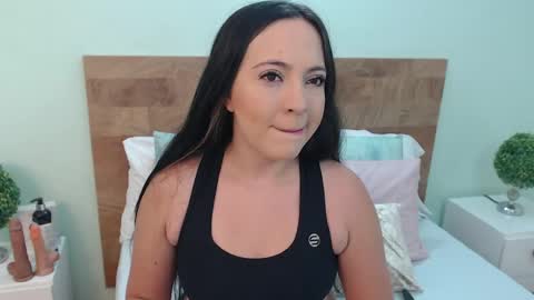 scarlet  online show from April 22, 2026, 11:34 am