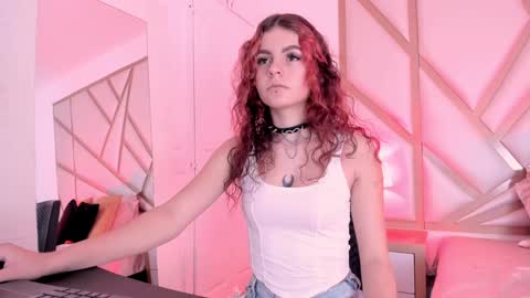 Scarlet online show from December 10, 2024, 1:55 pm