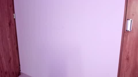 scarletrosee27 online show from January 16, 2025, 9:08 pm