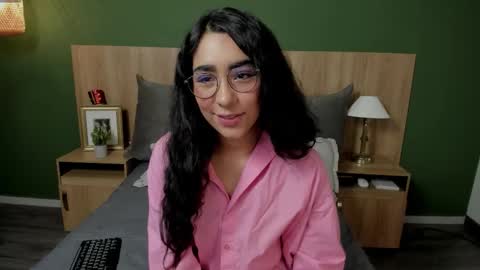 Scarlett  online show from January 16, 2026, 12:20 pm