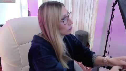 Scarlett online show from January 19, 2026, 11:36 am