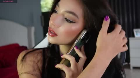 juli online show from October 23, 2025, 9:35 pm