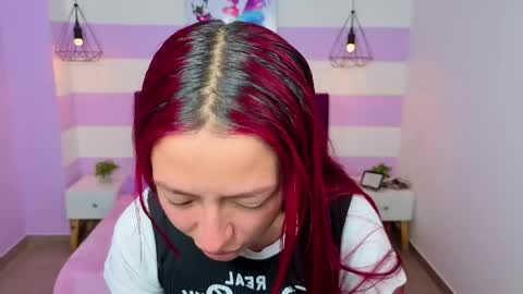 Snapshot of scarlett__bell chatting on May 11, 2026, 1:17 pm Scarlett online show from May 11, 2026, 1:17 pm