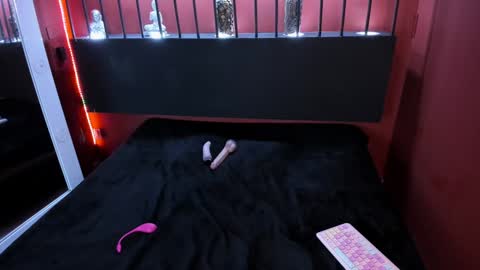 SCARLETT FOX  online show from February 3, 2025, 2:34 pm