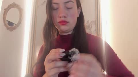 SCARLETT FOX  online show from February 11, 2026, 11:15 am