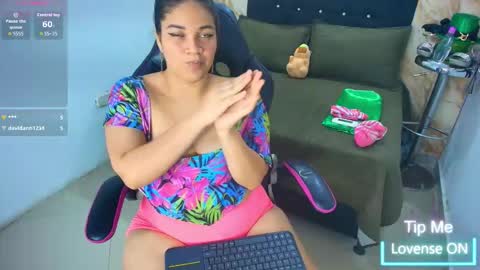 Snapshot of scarlett__joness chatting on March 28, 2026, 5:07 am SCARLETT online show from March 28, 2026, 5:07 am