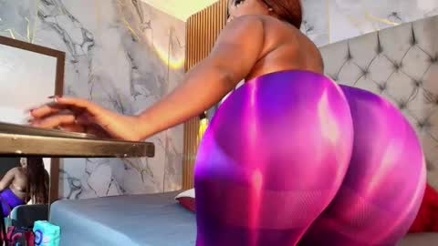 Mariana online show from January 14, 2026, 4:51 am