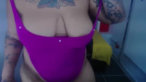 scarlett online show from February 7, 2025, 6:56 pm