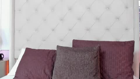 scarlett_leblanc_ online show from April 7, 2026, 11:54 am