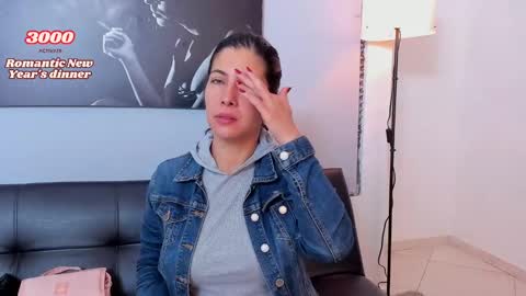 Scarlett online show from December 29, 2024, 1:49 pm