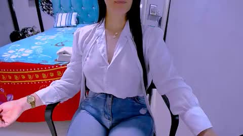 scarlet online show from March 25, 2026, 2:34 pm