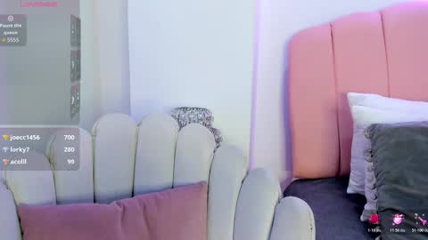 scarlett smith 3 online show from November 3, 2025, 2:57 am