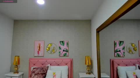 scarlett thompson 7 online show from February 6, 2026, 2:49 am