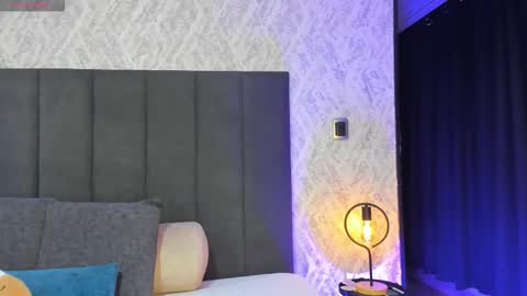 Scarlett online show from February 22, 2026, 3:29 am