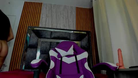 Snapshot of scarlett_zin chatting on February 20, 2026, 6:30 pm Scarlett zin follow me online show from February 20, 2026, 6:30 pm