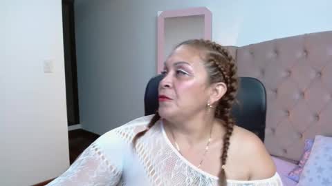 scarlettbooty online show from March 9, 2025, 3:43 am