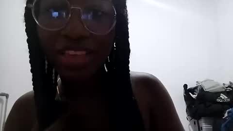 Snapshot of scarlettdivine505499 chatting on February 8, 2026, 3:32 am scarlettdivine505499 online show from February 8, 2026, 3:32 am