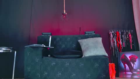 Marisol  online show from October 12, 2025, 12:15 pm