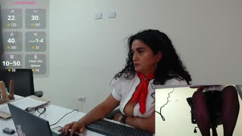 Snapshot of scarlettgreen_ chatting on May 8, 2026, 11:48 am Scartt online show from May 8, 2026, 11:48 am