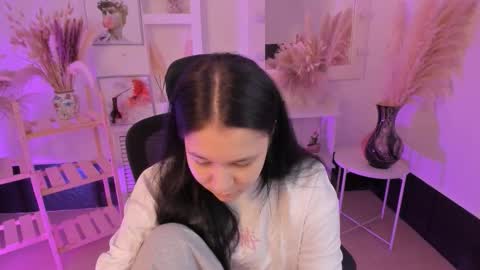 Snapshot of scarlettmurr chatting on October 17, 2025, 7:00 am scarlettmurr online show from October 17, 2025, 7:00 am