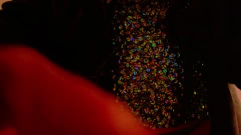 Scarlett Noah  online show from November 12, 2025, 8:08 pm