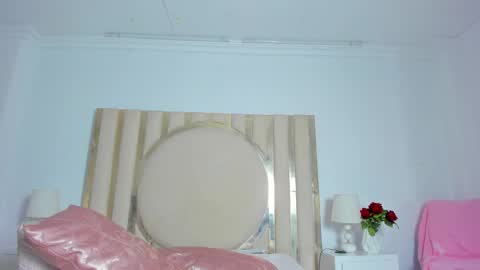 Scarlett Ross  online show from February 3, 2025, 2:55 pm