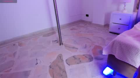 Scarlett Ross  online show from February 19, 2025, 6:32 pm