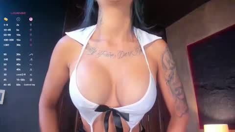 scarlettsinclaiir_ online show from February 10, 2026, 4:44 pm